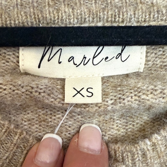 NWT Marled Tan Horse Pattern Cardigan XS - Picture 5 of 6